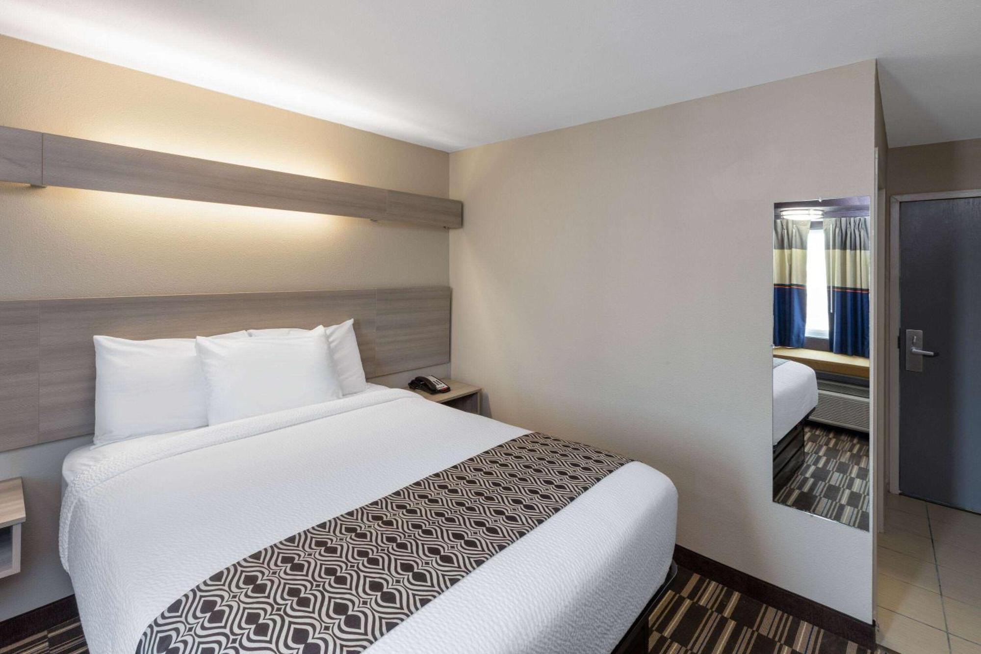 Microtel Inn & Suites By Wyndham Bossier City Eksteriør billede