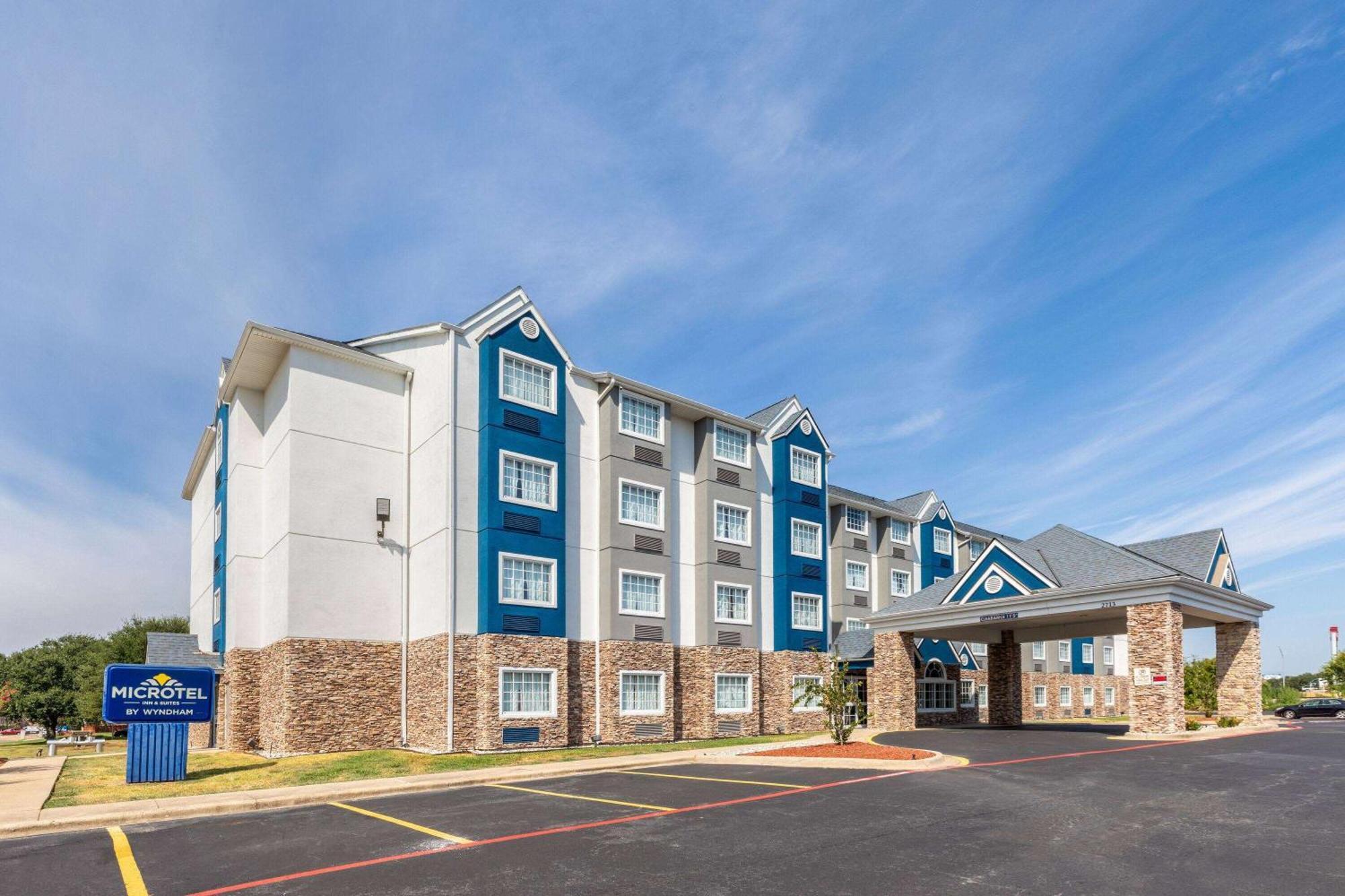 Microtel Inn & Suites By Wyndham Bossier City Eksteriør billede