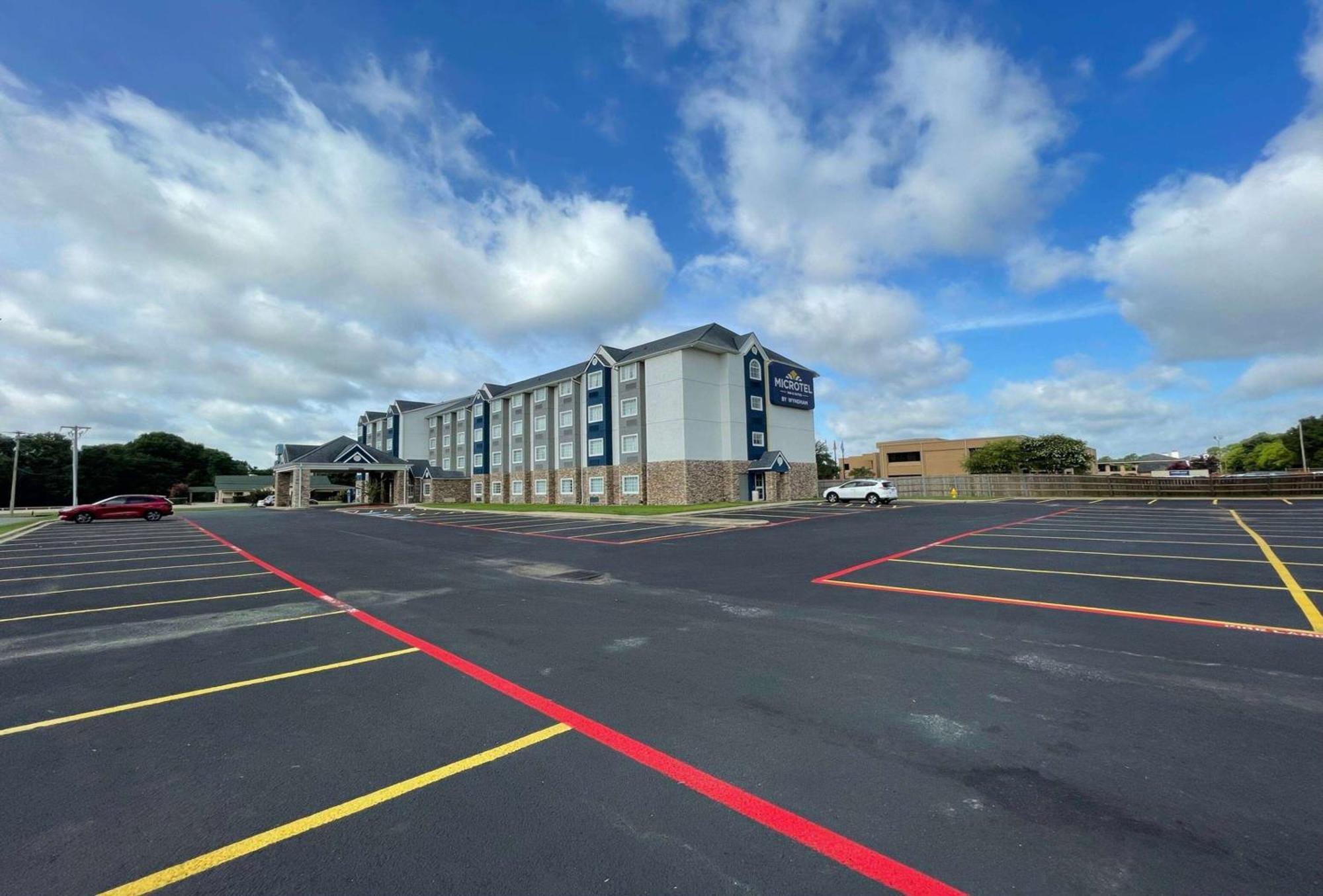 Microtel Inn & Suites By Wyndham Bossier City Eksteriør billede